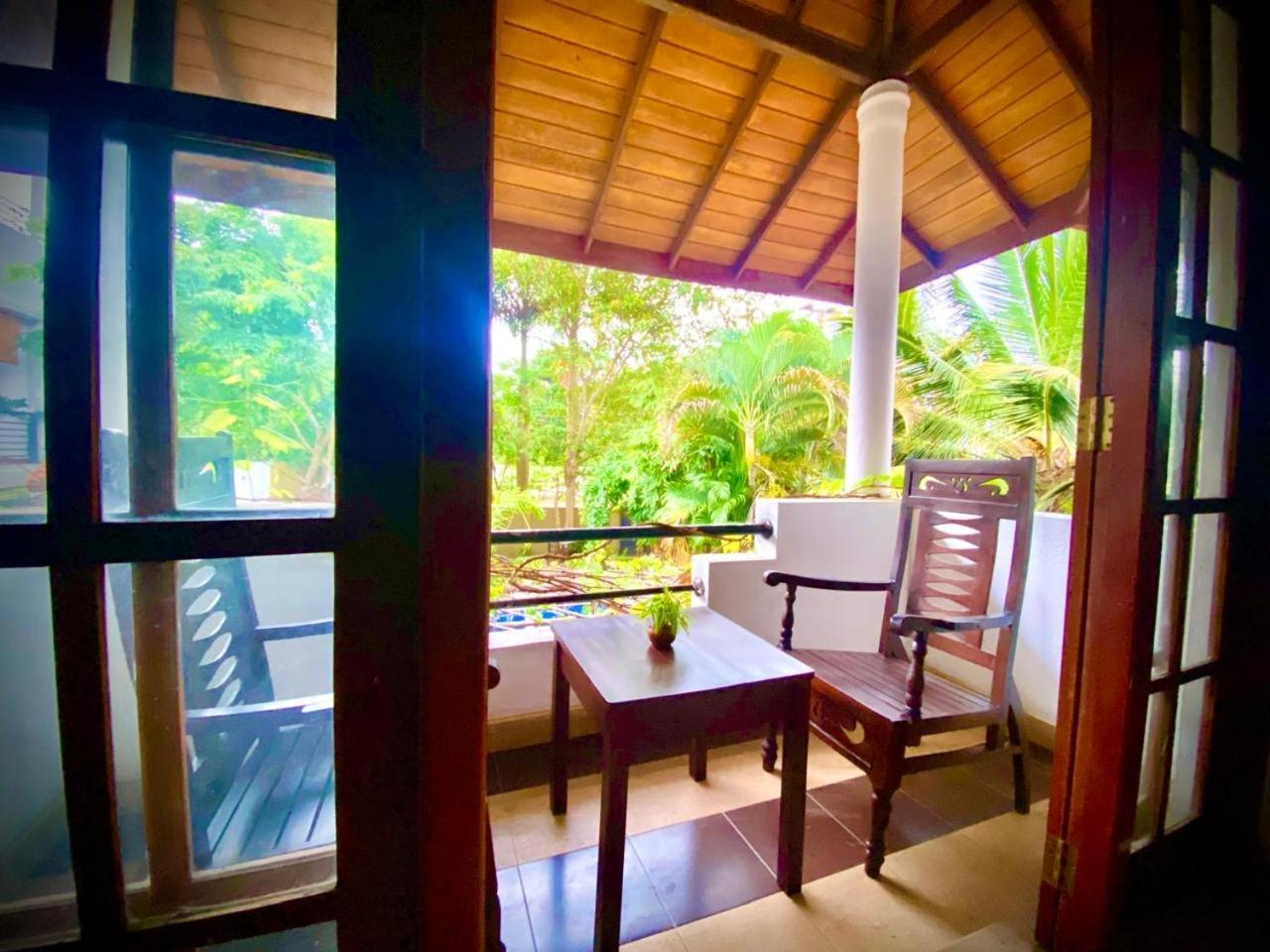 Kingcity Resort Anuradhapura Exterior photo